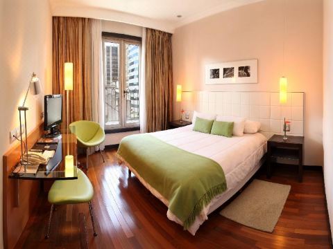 725 Continental HotelHotel Overview