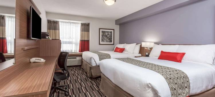 Microtel Inn & Suites by Wyndham Kirkland Lake图片