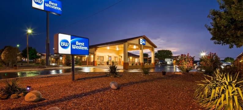 圣罗莎贝斯特韦斯特酒店(Best Western Santa Rosa Inn)图片