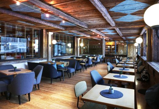 Jufa Alpenhotel SaalbachHotel Overview