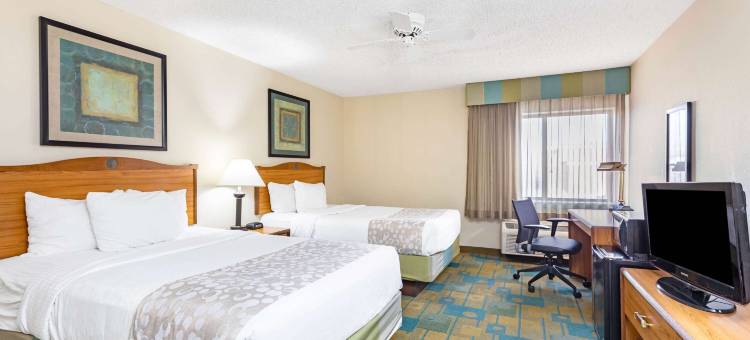 埃尔帕索东拉昆塔温德姆套房酒店(La Quinta Inn & Suites by Wyndham El Paso East)图片