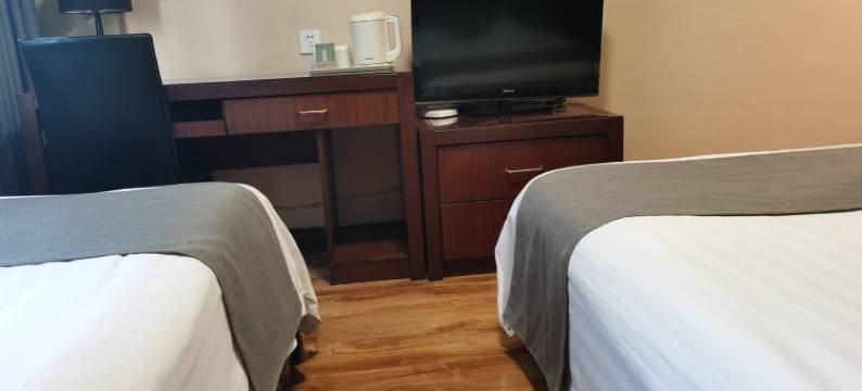 忆歌西湖湖滨青年路店民宿(青年路分店)图片