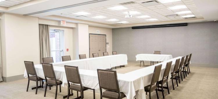 州立学院宾夕法尼亚州立大学区丽怡酒店(Country Inn & Suites by Radisson, State College (Penn State Area), PA)图片