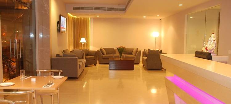 德里萨诺瓦波迪克纳莱纳酒店(Sarovar Portico Naraina Delhi)图片