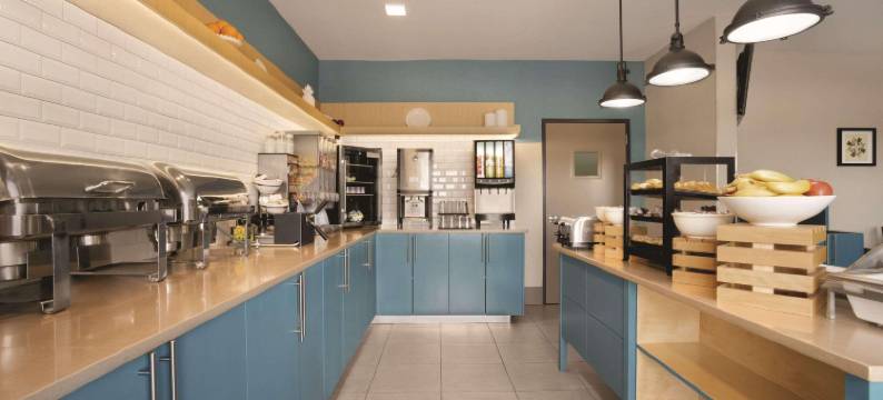 伊利诺伊莫林机场丽怡酒店(Country Inn & Suites by Radisson, Moline Airport, IL)图片