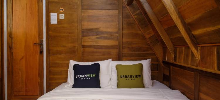 卢库洛科布曼城市景观别墅酒店(Urbanview Villa Lukulo Kebumen by RedDoorz)图片