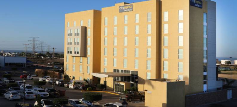 罗萨里托万豪城市快捷酒店(City Express by Marriott Rosarito)图片