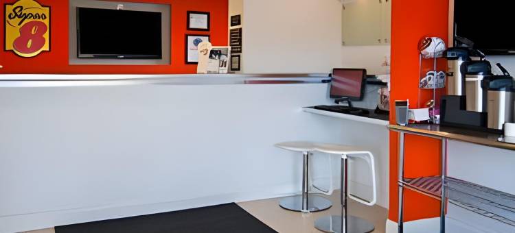 奥蒙德海滩速8酒店(Super 8 by Wyndham Ormond Beach)图片