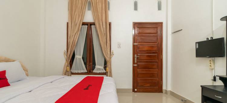 RedDoorz Syariah Near Universitas Putra Indonesia Padang图片