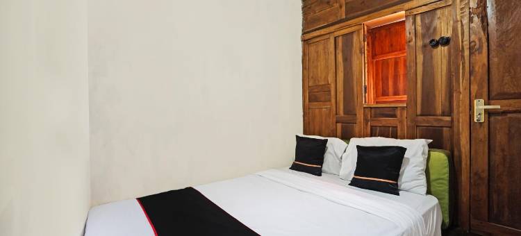 首都O 93238伦巴姆巴隆度假村(Lembah Mbalong Resort Mitra RedDoorz Near Exit Tol Singosari)图片