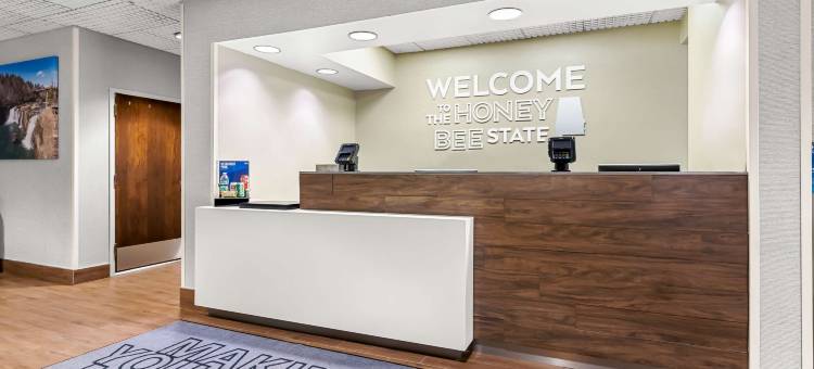 佛罗伦萨中城希尔顿欢朋酒店，近北阿拉巴马大学(Hampton Inn Florence-Midtown)图片