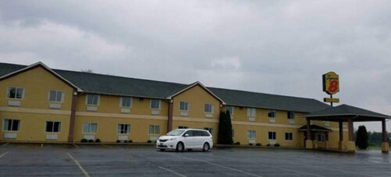 亨廷顿温德姆速8酒店(Super 8 by Wyndham Huntington)图片