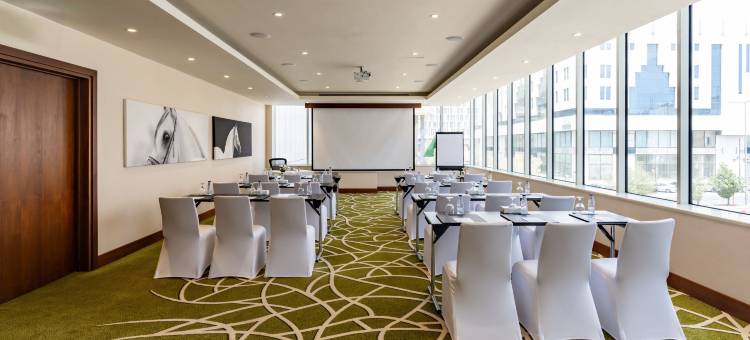 利雅得奥拉亚万怡酒店(Courtyard Riyadh Olaya)图片