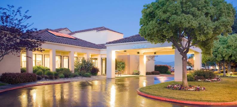 弗里蒙特硅谷万怡酒店(Courtyard Fremont Silicon Valley)图片