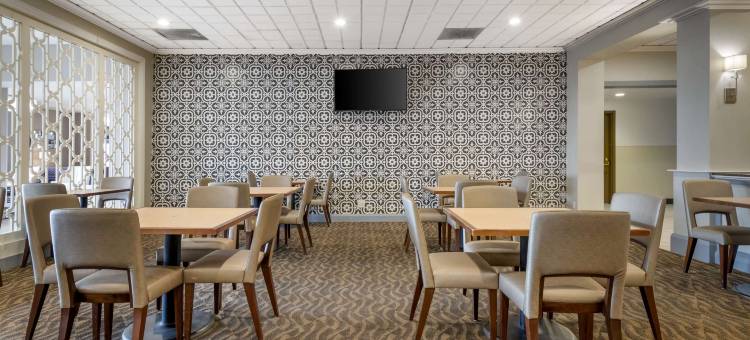 布鲁克林中心贝斯特韦斯特酒店及会议中心(Comfort Inn)图片