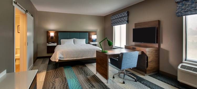 绍斯波特欢朋套房酒店(Hampton Inn & Suites Southport)图片