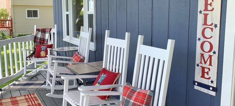 Rose Lake,  Cottage with Pontoon, Coldwater, Michigan (aka Lake of the Woods)图片