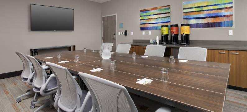 夏律第镇市中心希尔顿惠庭酒店(Home2 Suites by Hilton Charlottesville Downtown)图片