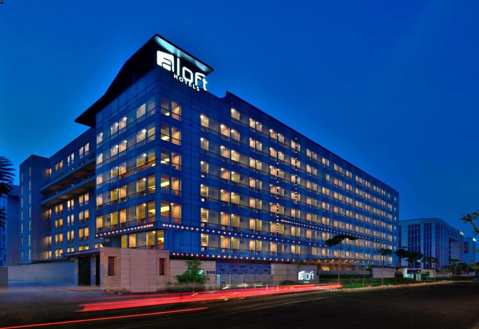 Aloft New Delhi AerocityHotel Overview