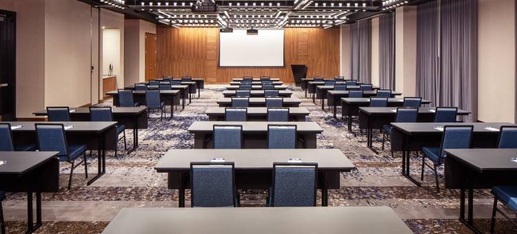 波士顿海港区欢朋酒店(Hampton Inn by Hilton Boston Seaport District)图片