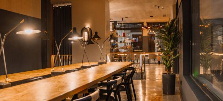 LETOH LETOH 塞维利亚(Letoh Letoh Sevilla)图片