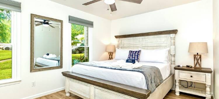 The Perky Pineapple; Quiet Ranch; 2 King Beds; Well Appointed; Centrally Located图片