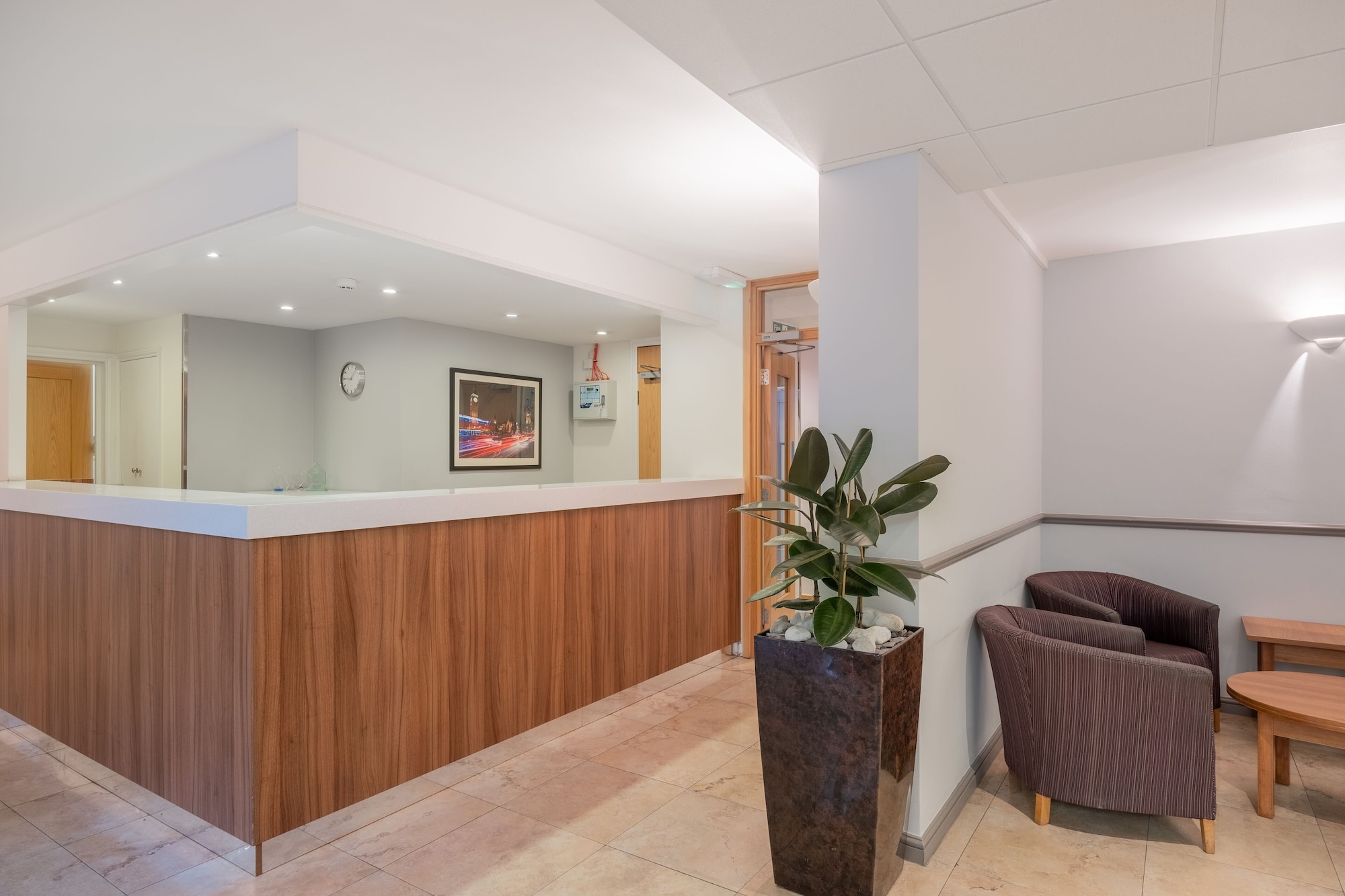 Quality Hotel Hampstead Hotel Overview