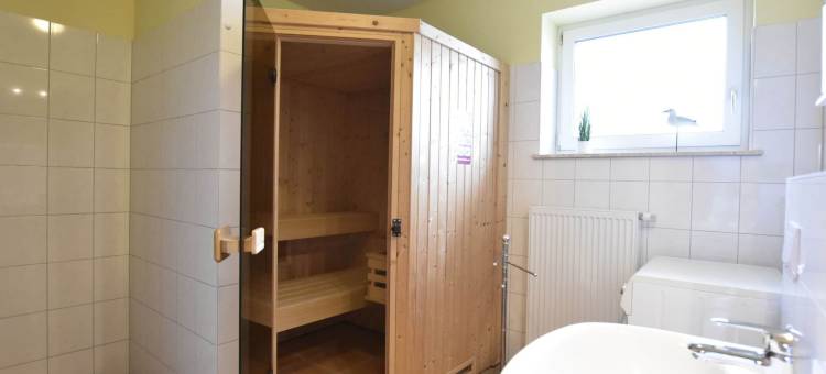齐罗的五房度假住宿带花园(5-Zimmer-Ferienunterkunft in Zierow Mit Garten)图片