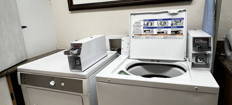 峡谷广场首席工作室和公寓(Canyon Plaza Premier Studios and Apts)图片