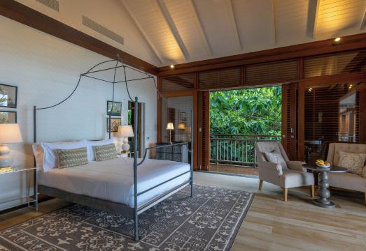 Villa SalazieHotel Overview