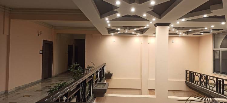 丁苏吉亚中心点酒店(Hotel Centre Point - Tinsukia)图片