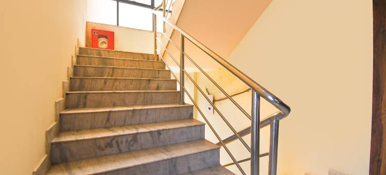 OYO9246天堂旅馆(FabHotel Seven Inn 30 - Near Care Hospital)图片