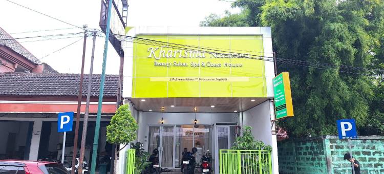 卡里斯玛努山塔拉萨甘米特拉红门酒店(Kharisma Nusantara Homestay Sagan Mitra RedDoorz)图片