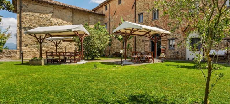 位于卡斯泰洛市带游泳池的乡村度假屋(Rustic Holiday Home in Città di Castello with Swimming Pool)图片