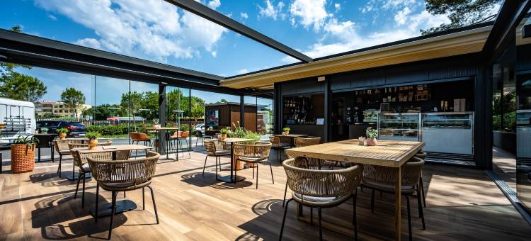 斯托贾区活动房酒店(Arena Stoja Camping Homes)图片