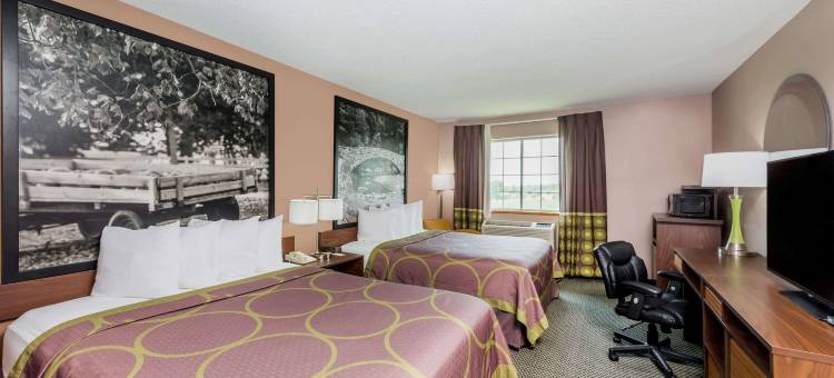 温菲尔德-奎尔里奇区温德姆速 8 酒店(Super 8 by Wyndham Winfield/Quail Ridge Area)图片