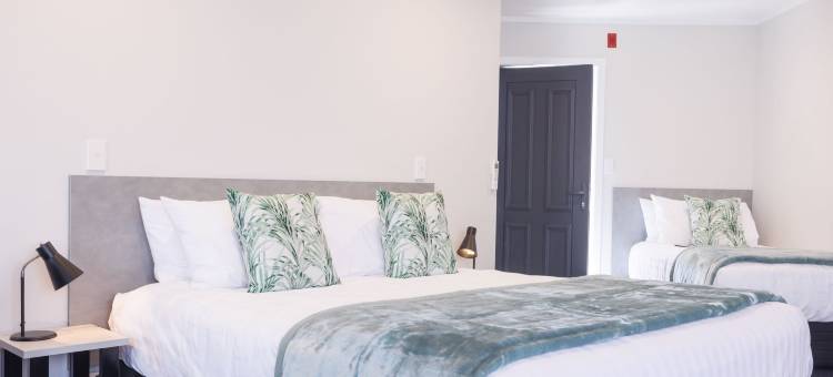 Bks圣诞红花小屋(BK's Pohutukawa Lodge)图片