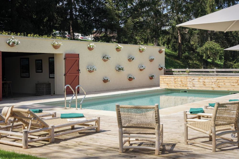 Chateau Sainte SabineOver view