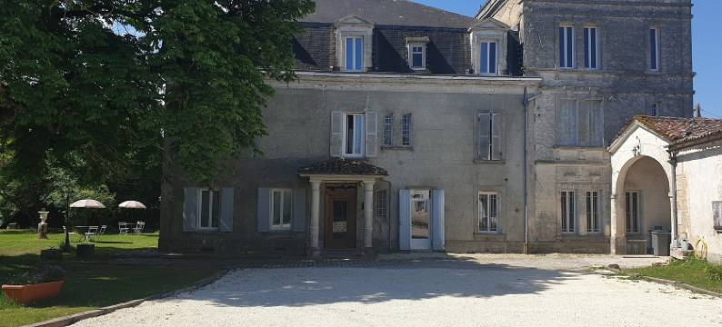 香布朗城堡酒店(Château de Champblanc)图片