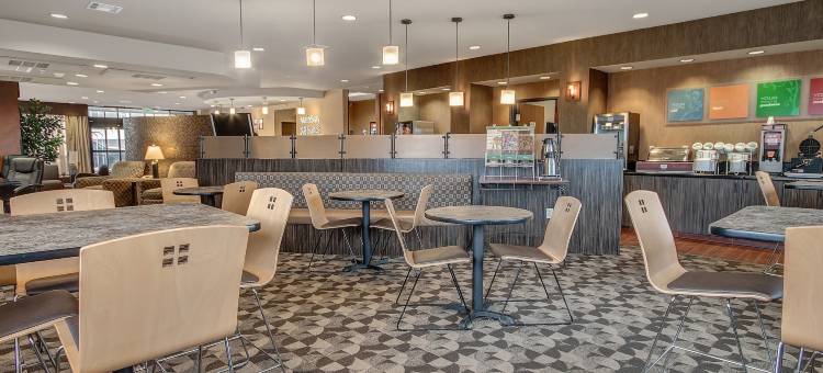 霍布斯舒适全套房酒店(Comfort Suites)图片