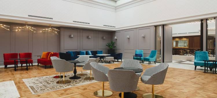 阿斯特花园酒店(Astor Garden Hotel)图片