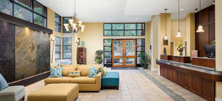 萨默兰海滨水疗度假村(Summerland Waterfront Resort & Spa)图片