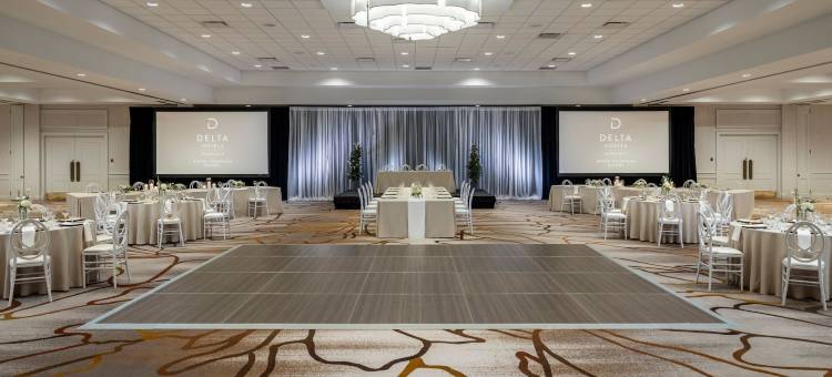 大奥卡纳根度假区万豪德尔塔酒店(Delta Hotels Grand Okanagan Resort)图片