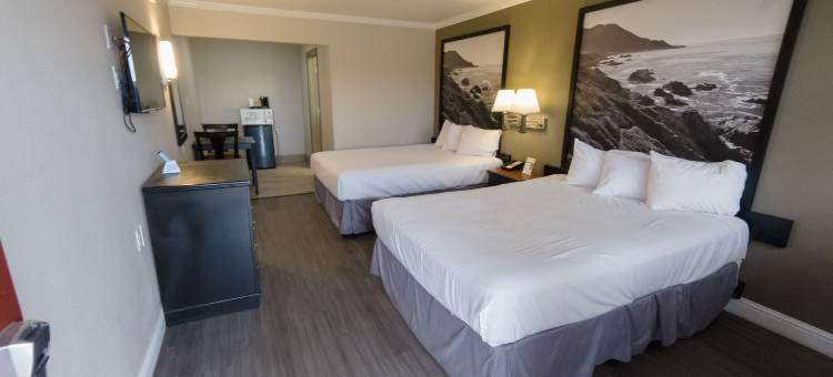 圣克鲁斯/海滩浮桥东速 8 酒店(Super 8 by Wyndham Santa Cruz/Beach Boardwalk East)图片
