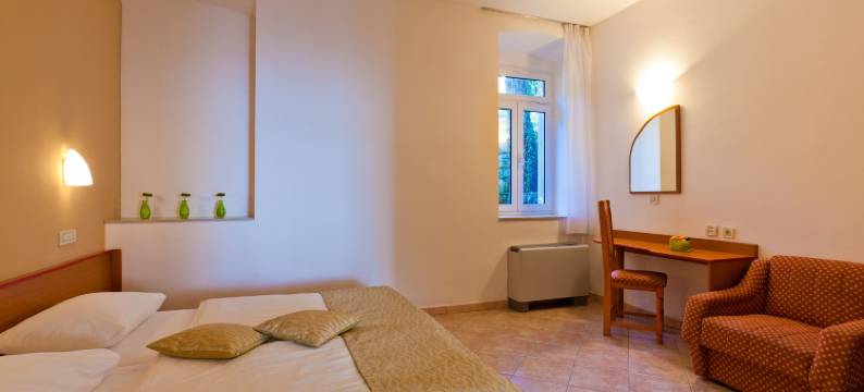 塔马里斯别墅 - 德拉兹卡度假村酒店(Villa Tamaris - Hotel Resort Dražica)图片