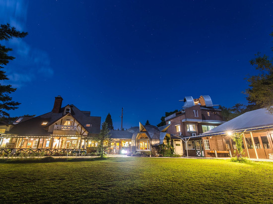 森之Atelier旅馆-南阿苏月神天文台