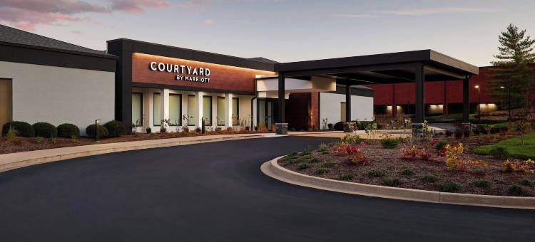 圣路易斯科瑞维科万怡酒店(Courtyard St. Louis Creve Coeur)图片