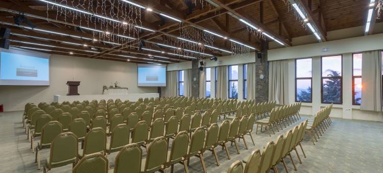 阿内莫利亚山度假村(Anemolia Mountain Resort)图片