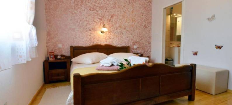 难忘住宿的正宗伊斯特里亚客房(Authentic Istrian Holiday Home for Unforgettable Stays)图片