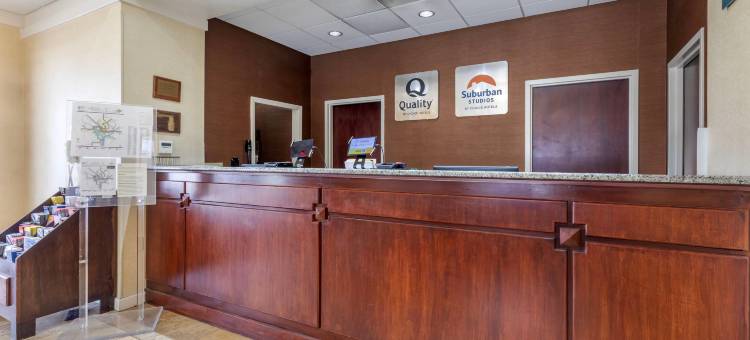 泰森角郊区工作室(Suburban Studios Tysons Corner)图片